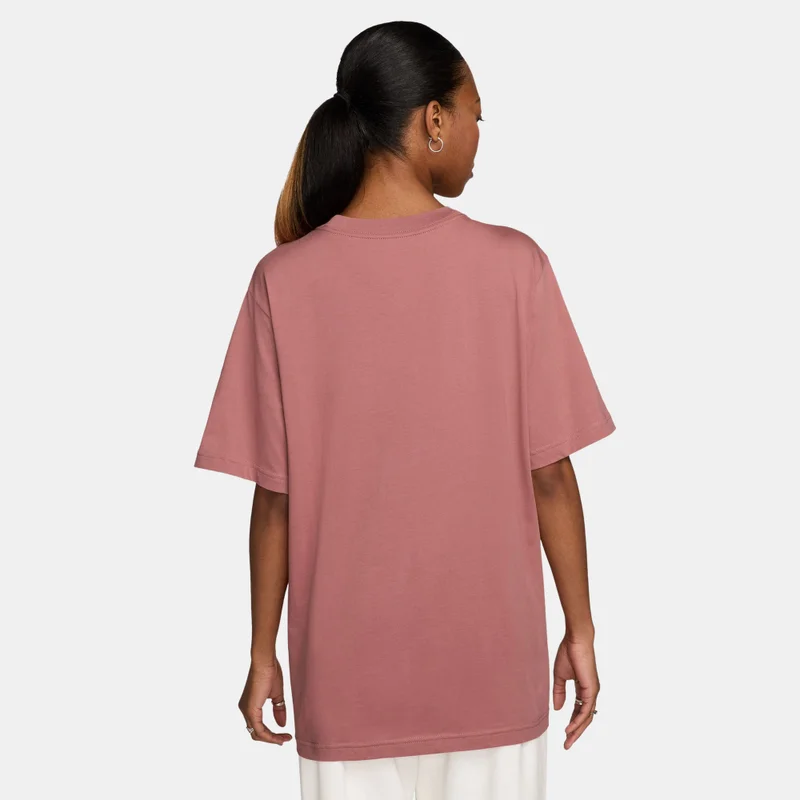 Nike Women's Sportswear Essential T-Shirt