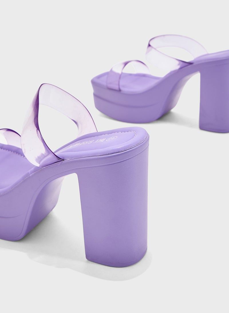 THE BROWN Platform Clear Strap Sandal - Image 4