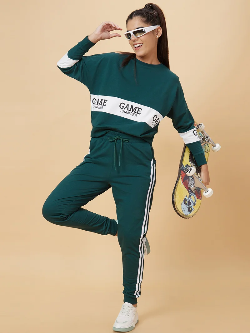 جلو باص بلوزة قطنية مطبوعة باللون الأخضر للنساء من جلوبس