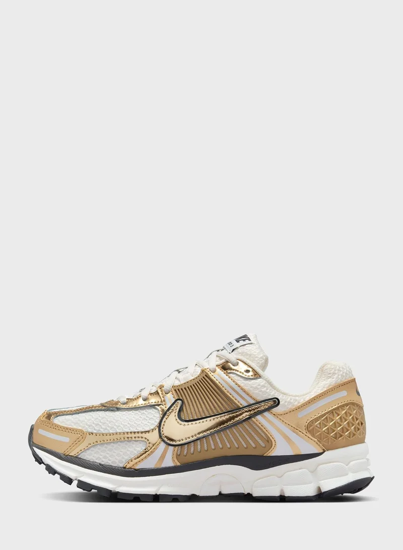 Nike Zoom Vomero 5 Gold