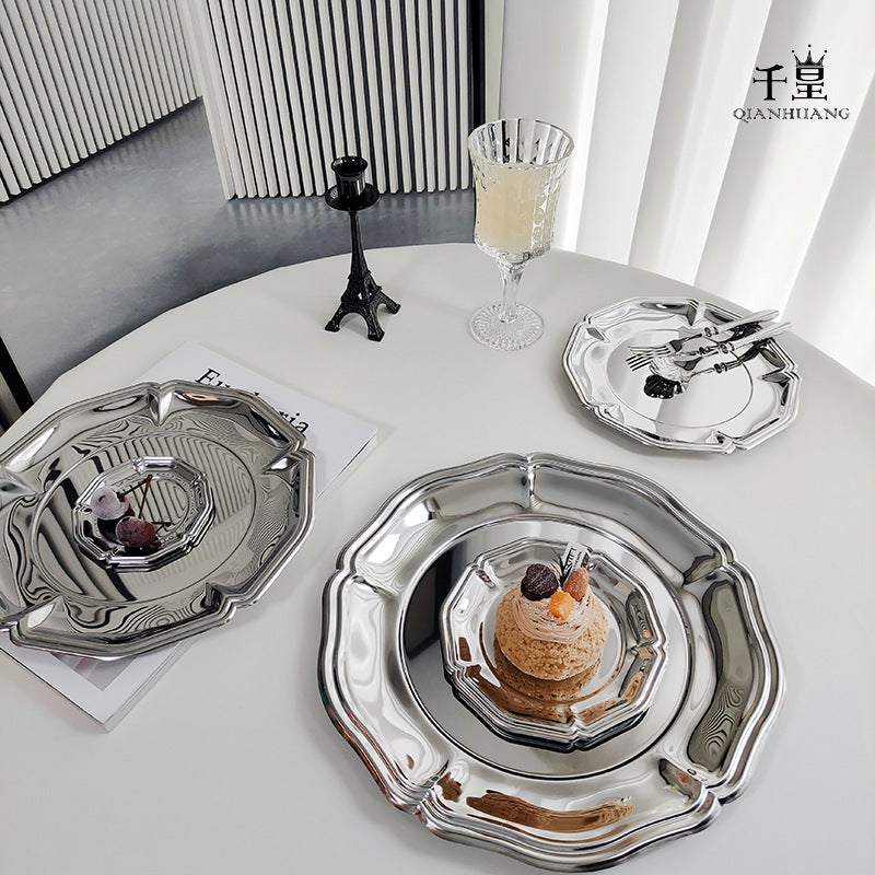 Ins European Wedding Cake Candy Snack Tray Accessible Luxury High-End Fruit Aromatherapy Metal Plate Snack Tray - Image 4