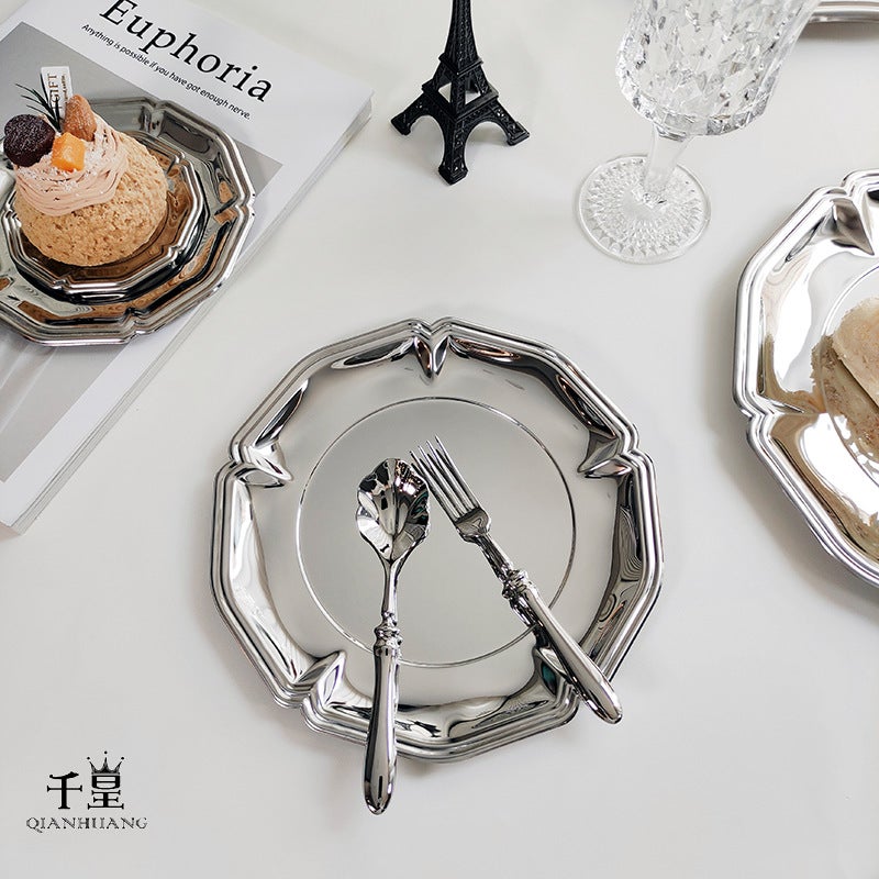 Ins European Wedding Cake Candy Snack Tray Accessible Luxury High-End Fruit Aromatherapy Metal Plate Snack Tray - Image 3