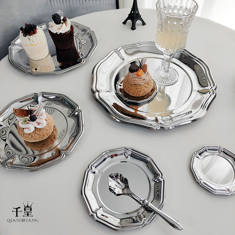 Ins European Wedding Cake Candy Snack Tray Accessible Luxury High-End Fruit Aromatherapy Metal Plate Snack Tray - Image 2