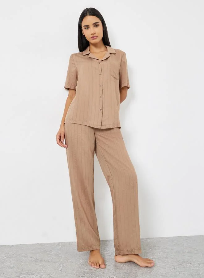 ستايلي طقم بيجاما من قميص فيسكوز بأزرار وبنطال