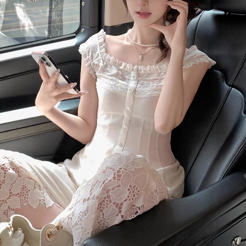 تيشيرت نسائي بأكتاف مكشوفة مع دانتيل - Image 3