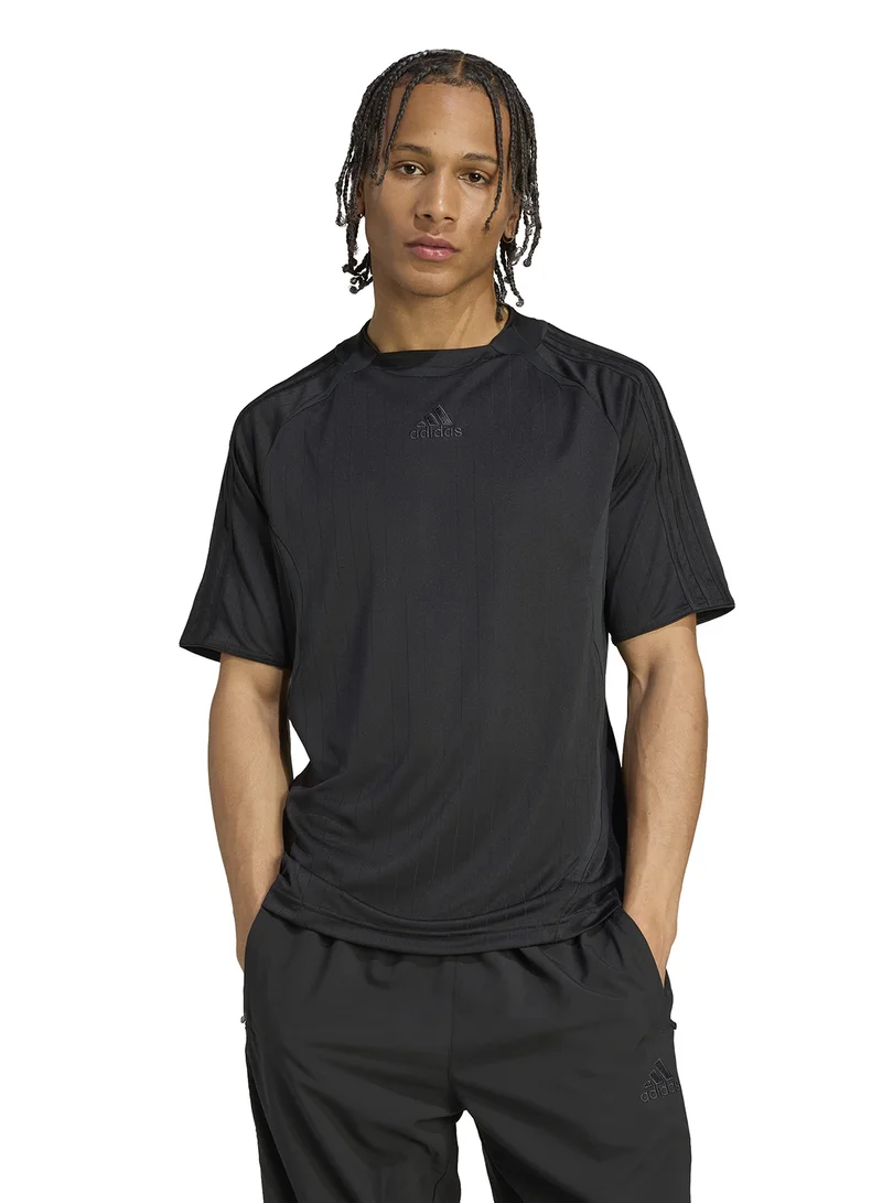 adidas Originals Adicolor Teamgeist Loose T-Shirt