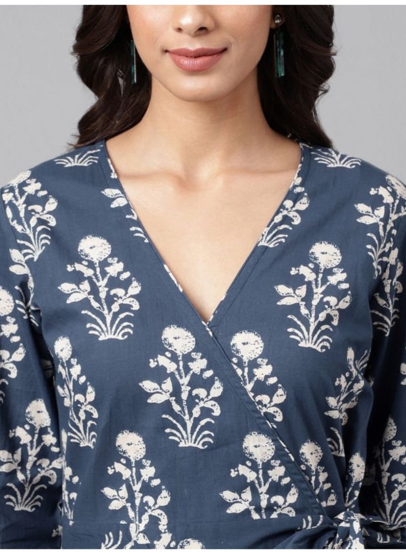 IndHeritage - Premium cotton dark blue dress with floral prints - Wrap around dress with tie on the waist - IDH00152 - Image 5