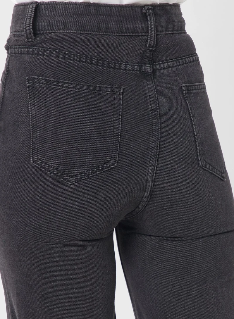 Ginger Straight Fit Jeans