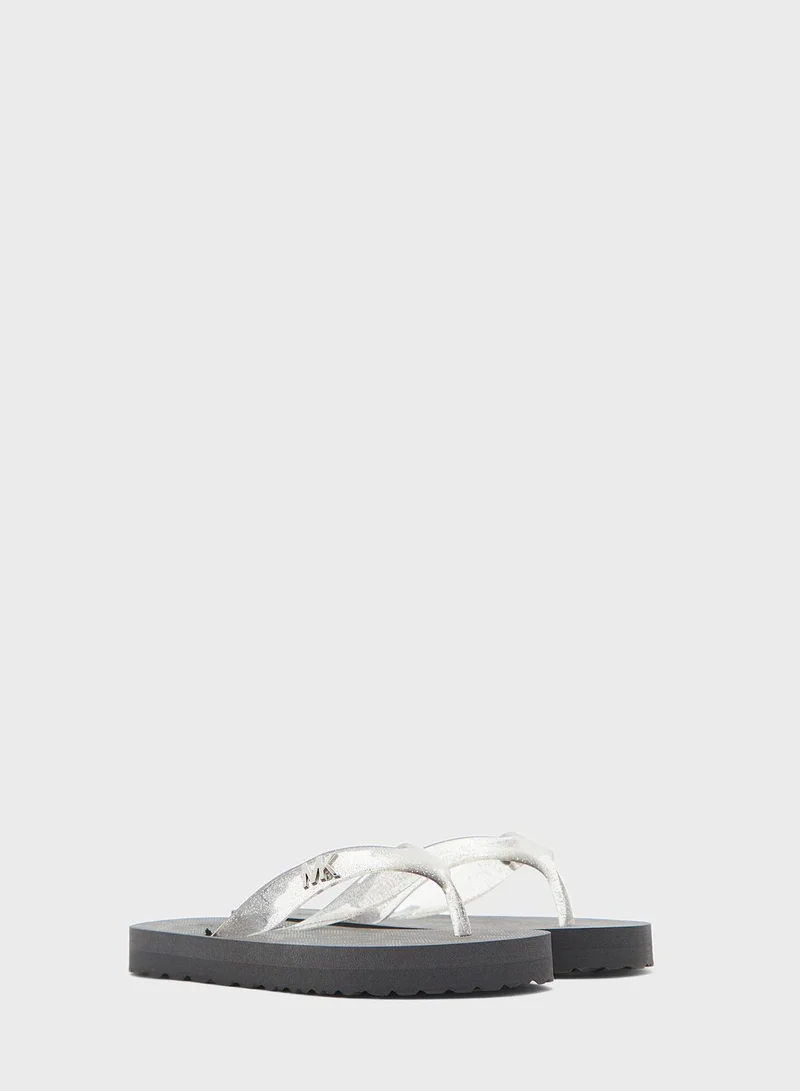 Michael Kors Youth  Endine Flip Flop