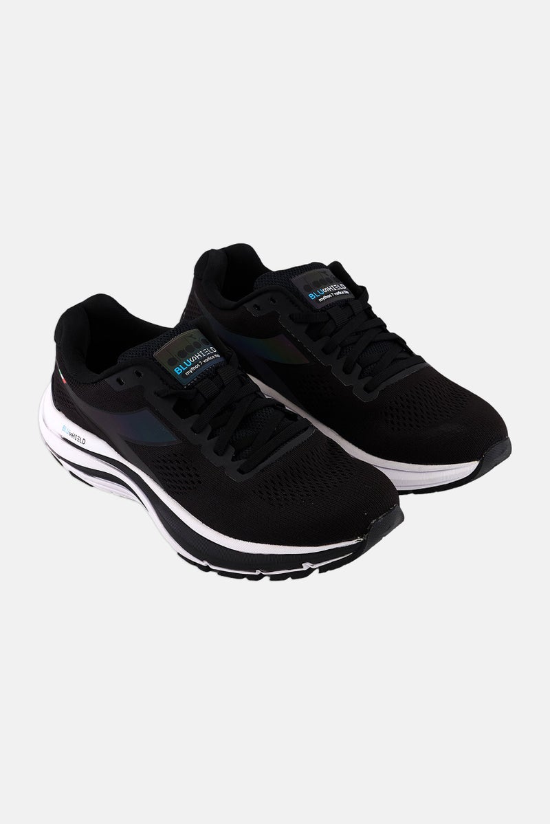 DIADORA أحذية رياضية نسائية ميثوس بلاشويلد 7 مزودة بأربطة، سوداء - Image 1