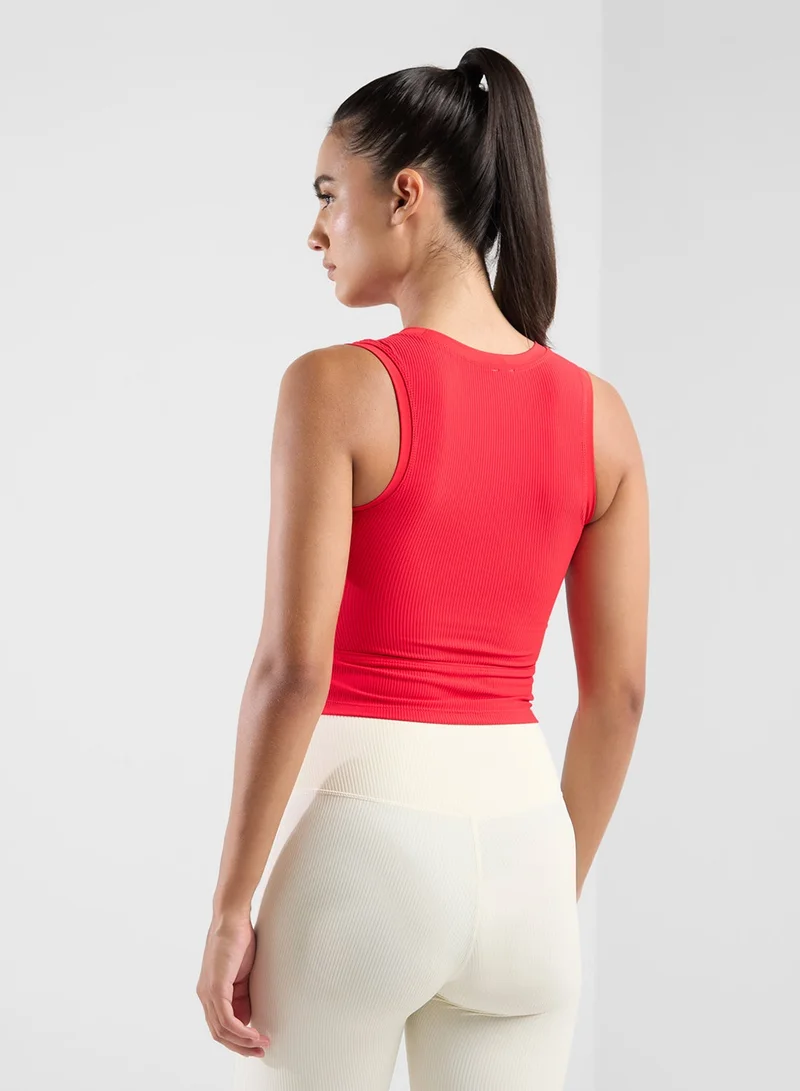 فورورد فيست قصير بظهر سباق