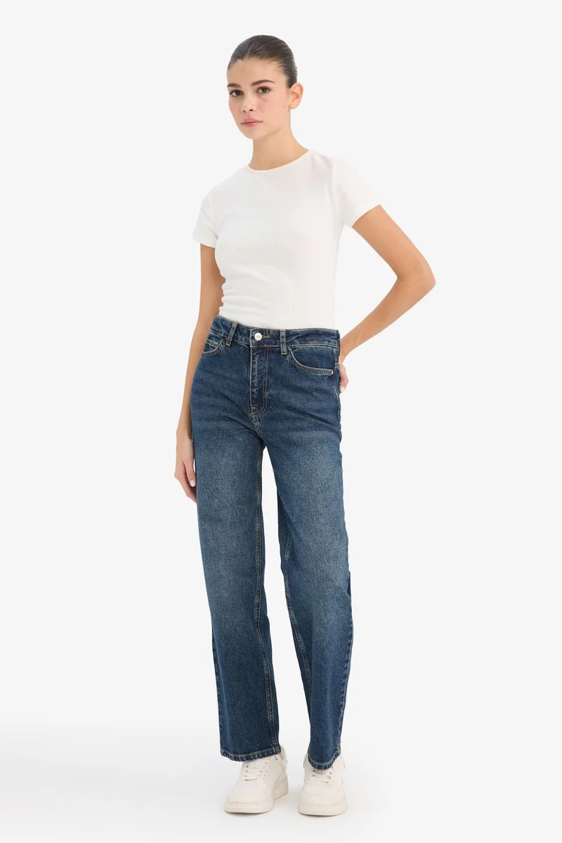 Defacto  Comfort Straight High Waist Ankle Length Jeans for Women | Best Price UAE