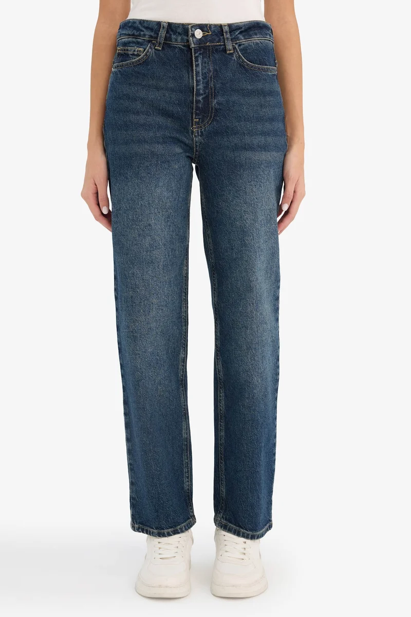 Defacto  Comfort Straight High Waist Ankle Length Jeans for Women | Best Price UAE