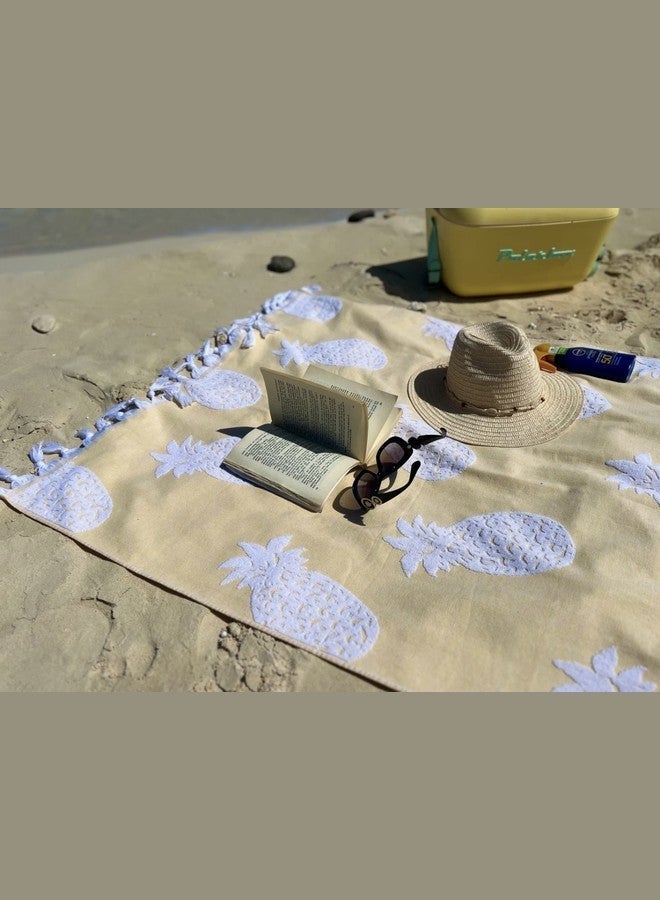 Pineapples Beach Towel - Image 3