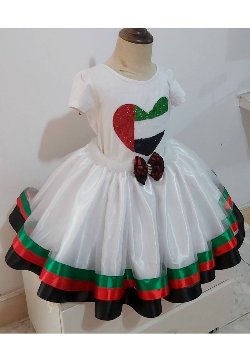 داديز أنجل تيشيرت يوم العلم الوطني لدولة الإمارات العربية المتحدة للبنات - Image 3