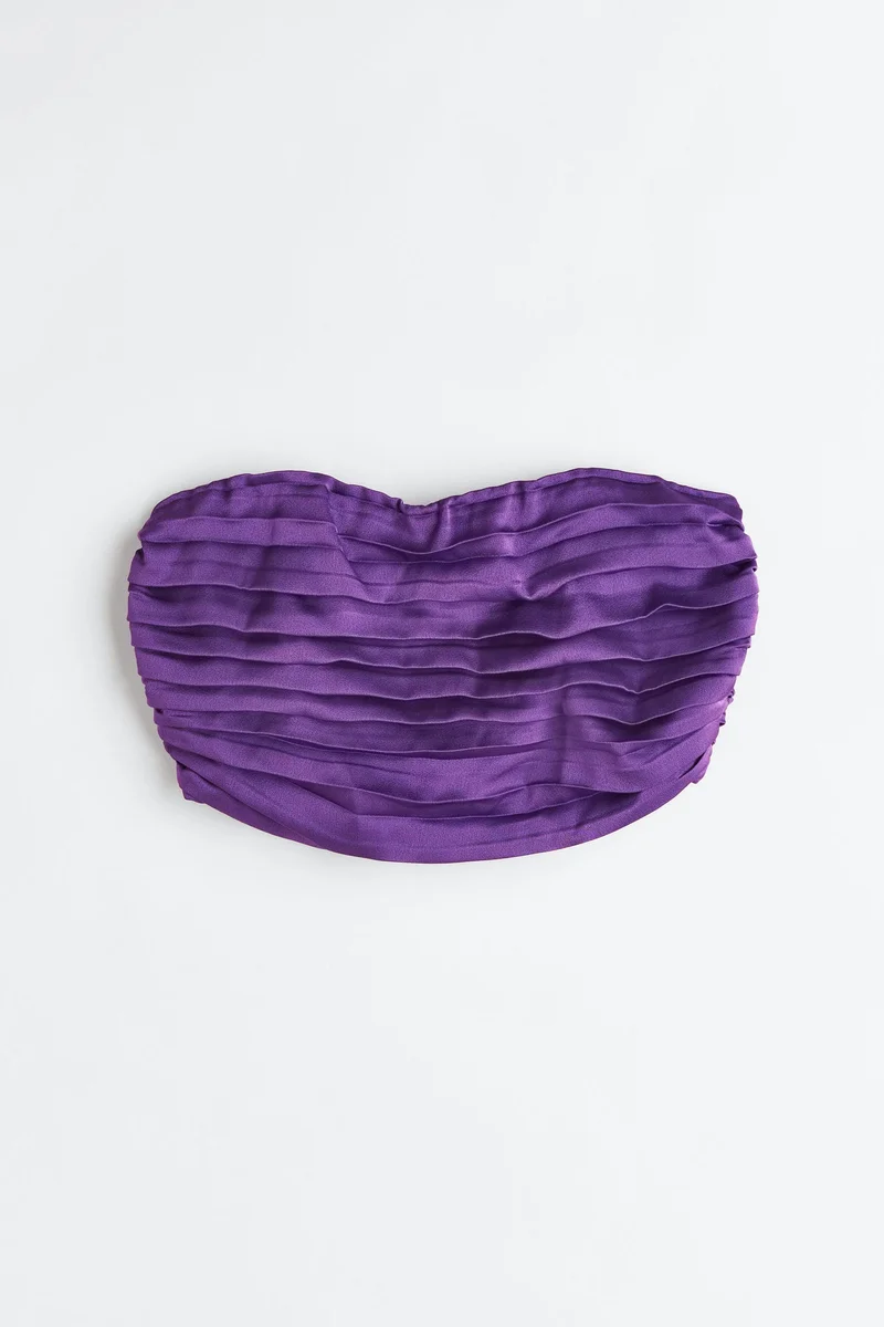 اتش اند ام بلوزة باندو قصيرة بنمط طيّات