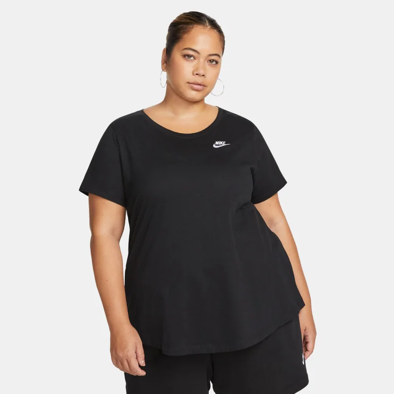 Nike Black Women's Sportswear Club Essentials T-Shirt (Plus Size) for Women | Best Price UAE