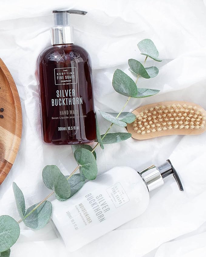 Scottish Fine Soaps Silver Buckthorn Hand Soap Hand Wash Liquid Hydrating Effect Organic Sea Buckthorn Extract Black Pepper and Bergamot Sensitive Formula Vegan Friendly 300ml - Image 3
