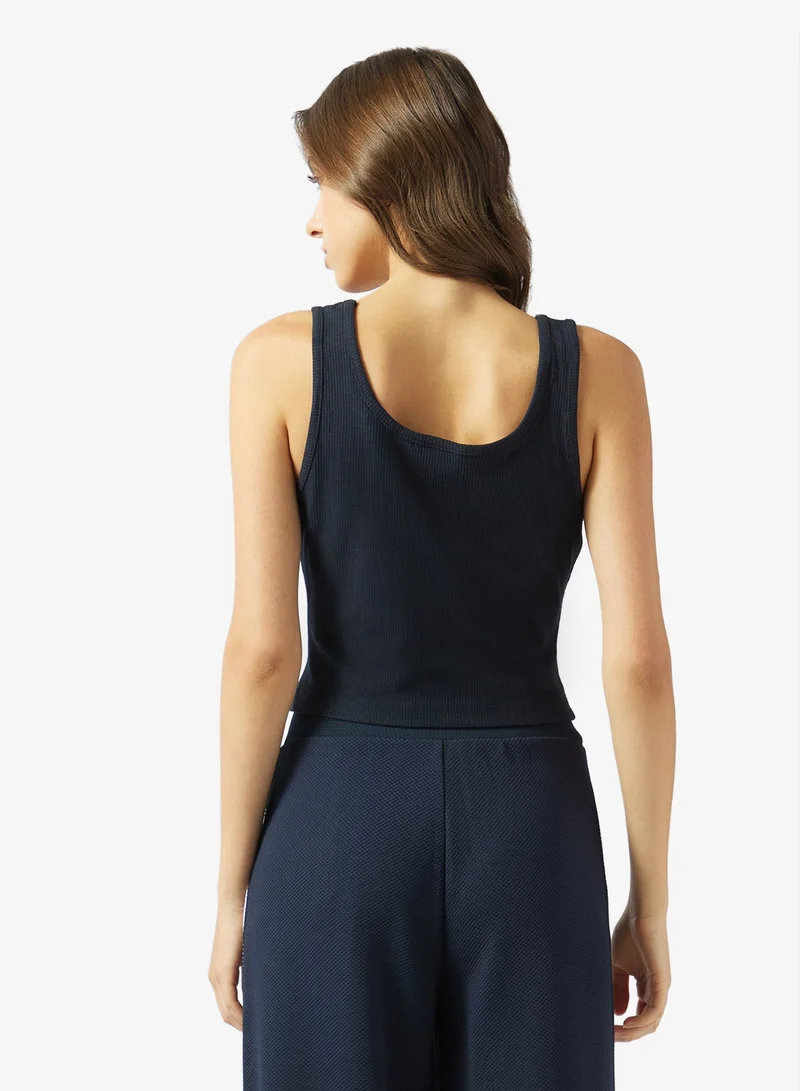 جس بلوزة بدون أكمام بياقة مربعة محبوكة مضلعة