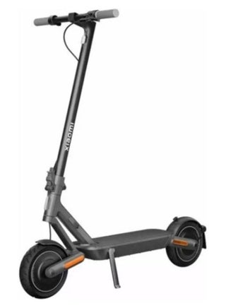 Electric Scooter 4 Ultra – 940 W Peak Power, 70 Km Range & Dual Suspension