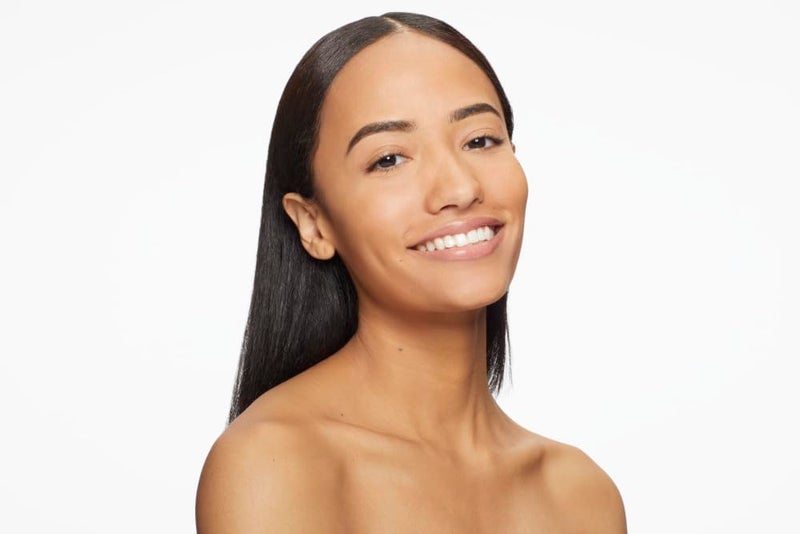 COVERGIRL Outlast Extreme Wear Pressed Powder, 875 Soft Sable, 0.38 oz - Image 4