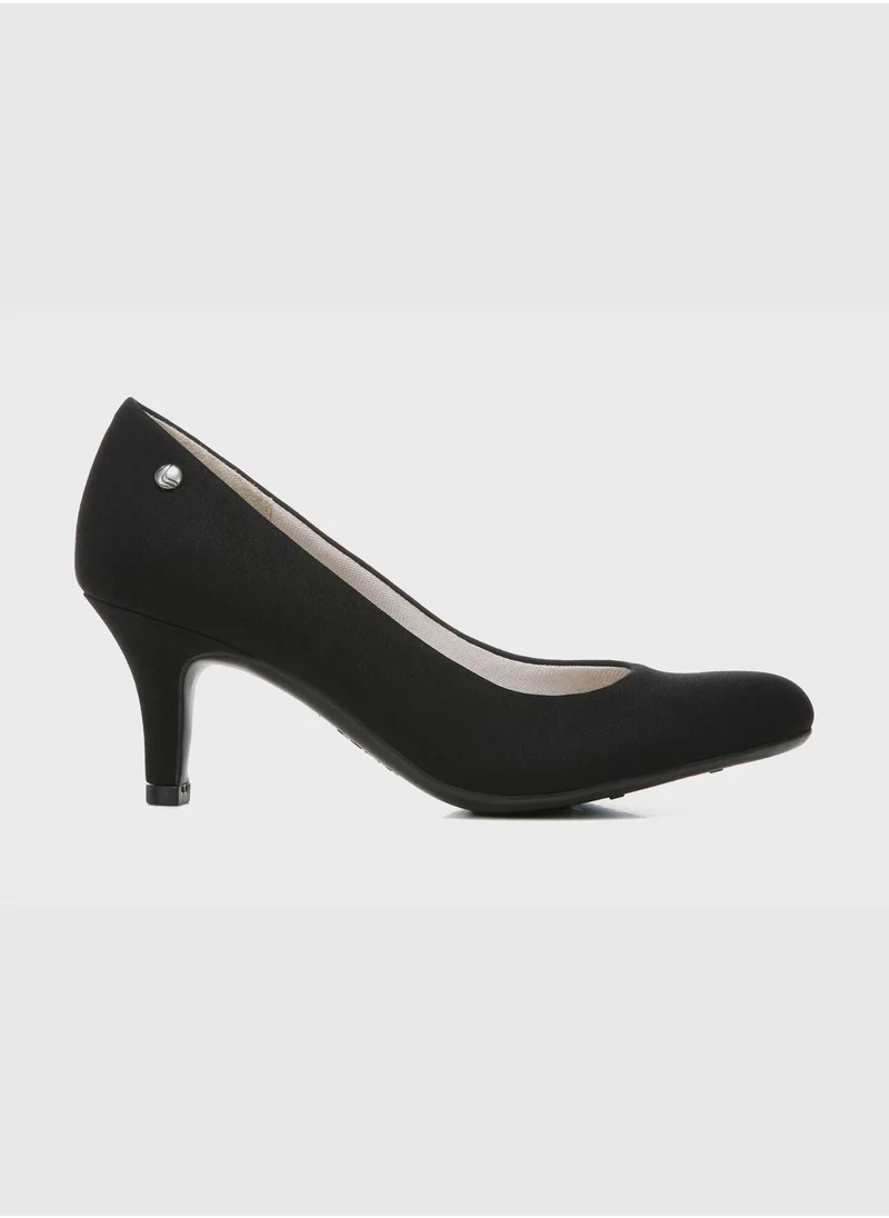 Naturalizer Naparigi Kitten Heel Pumps