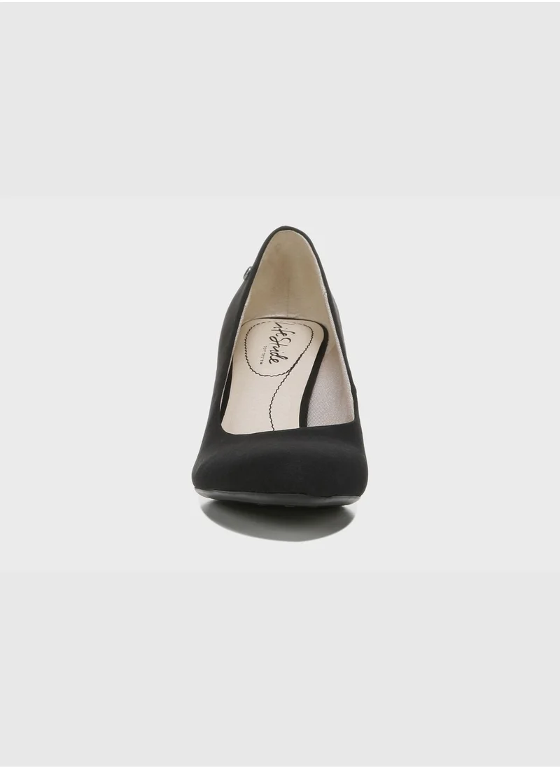Naturalizer Naparigi Kitten Heel Pumps