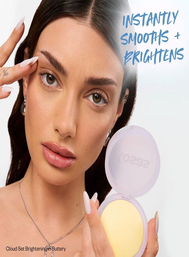 كوساس بودرة كوساس كلاود سيت المضغوطة لتفتيح البشرة - تنعم البشرة وتتحكم في اللمعان، وتوفر تغطية للهالات السوداء تحت العينين والبشرة غير الموحدة - خفيفة الوزن - كريمية (لون أصفر فاتح شفاف) - Image 3