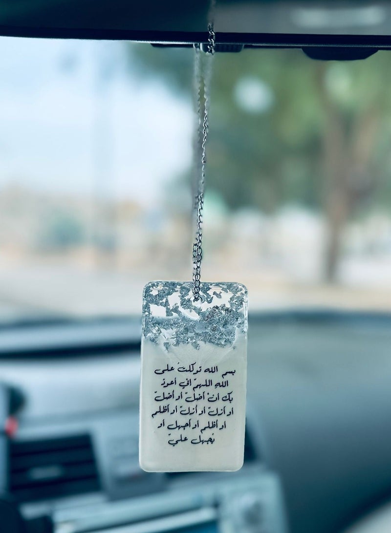 Car decoration pendant with an elegant design form luxurious resin, 9*5.5 cm - Image 4