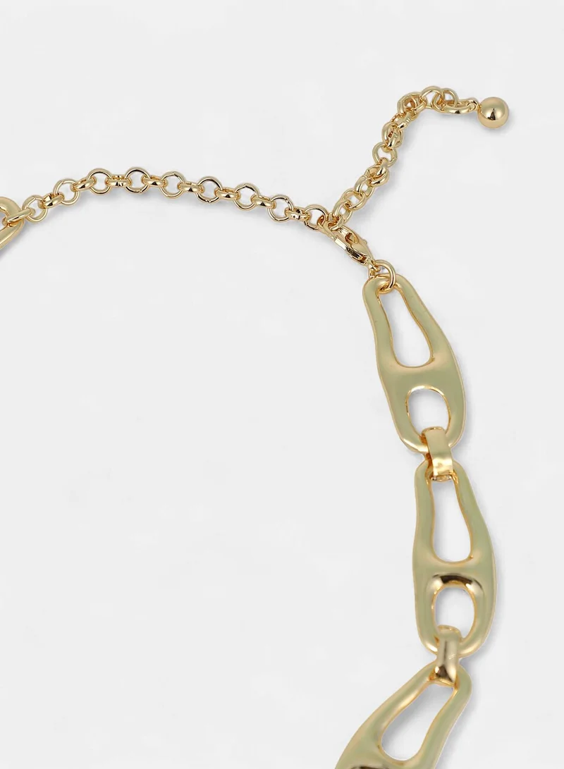 SOHI SOHI Women The Pavement-Link Chain Necklace | California  Colour | One-Size | Metallic Alloy Material | Lobster Clasp Closure | Necklace For Casual & Evening Wear