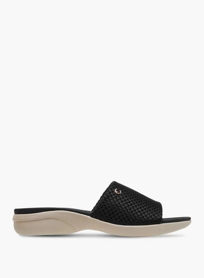 Le Confort Women's Textured Slip-On Sandals