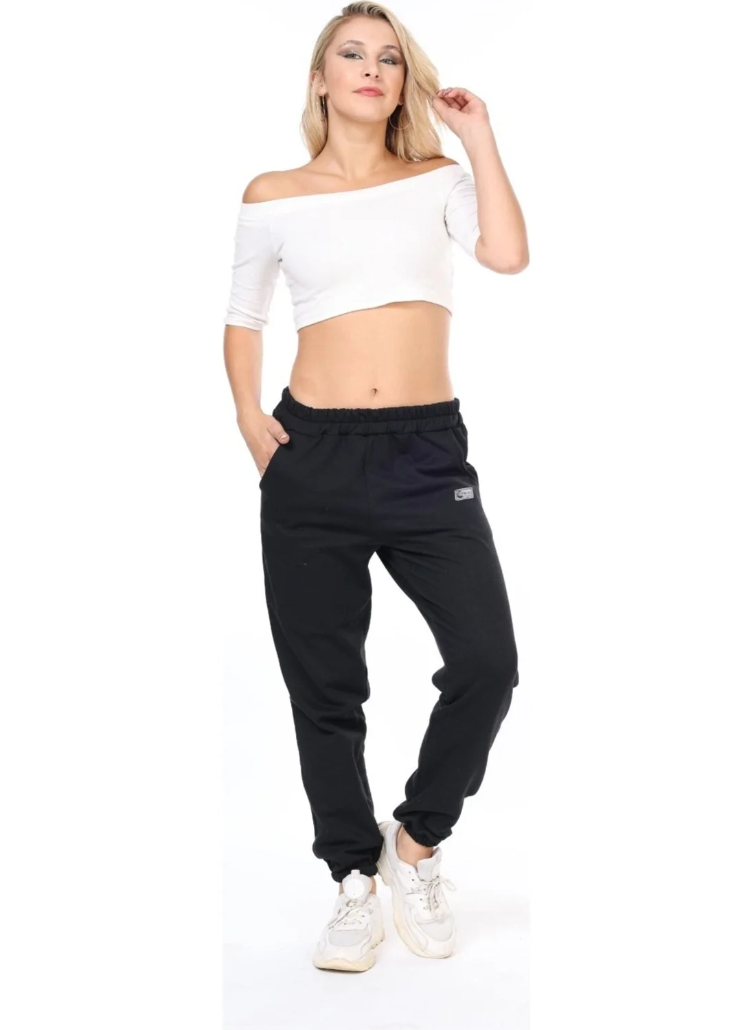 Bluence Comfortable and Light Jogger Sweatpants