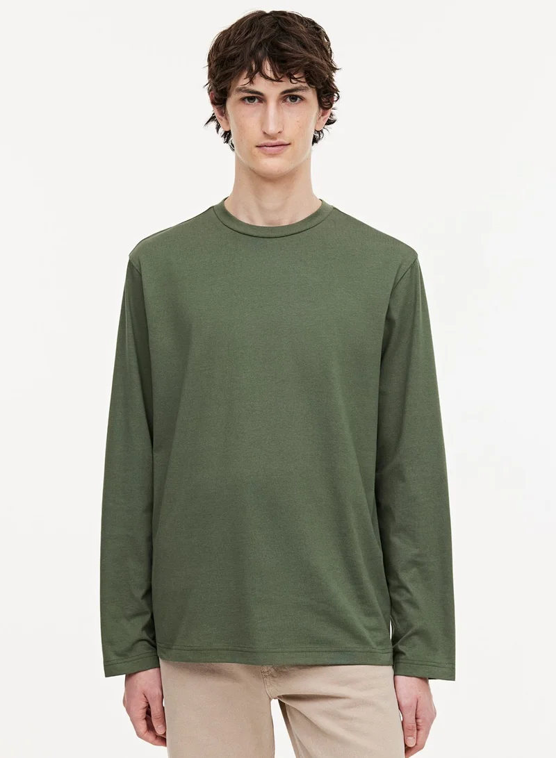 H&M Essential Crew Neck Sweatshirt