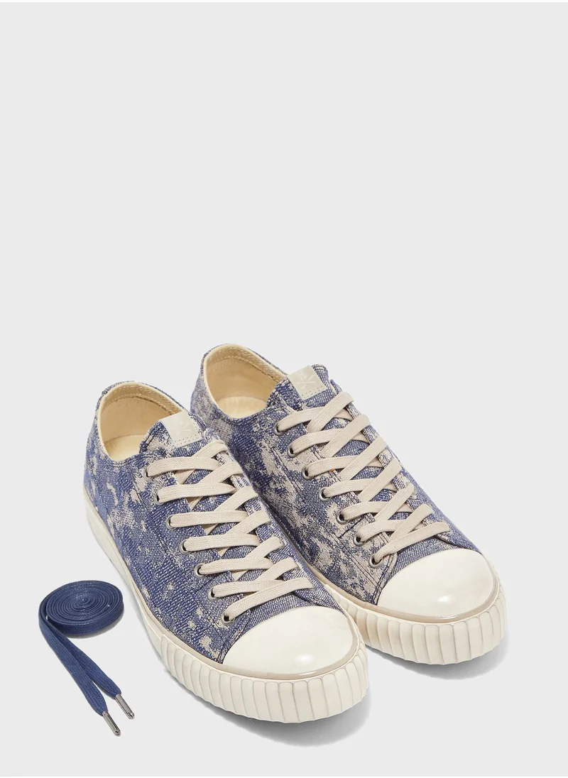 جون فارفاتوس Abstract Camo Jacquard Sneakers
