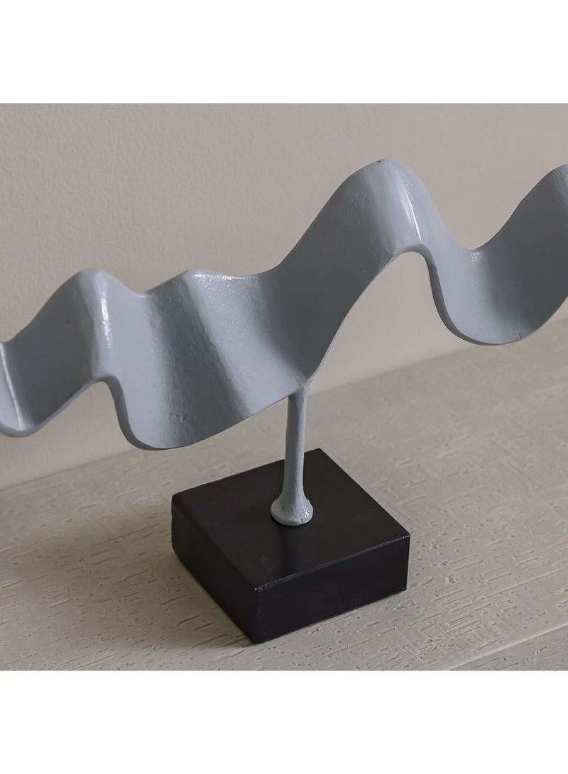 DANUBE HOME Stark Aluminium Leaf Sculpture – Modern Decorative Aluminium Art with Elegant Leaf Design, Perfect for Indoor Home Decor, Office Accent, Garden Decoration & Luxury Interiors - Image 3