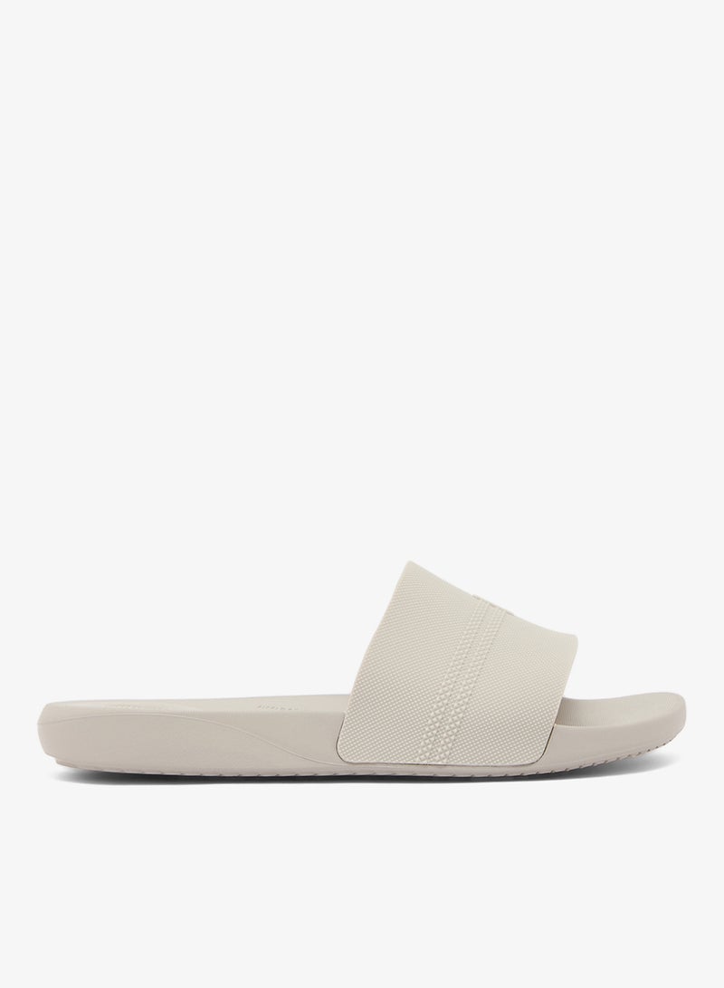 FitFlop Iqushion Pool Slides - Image 1