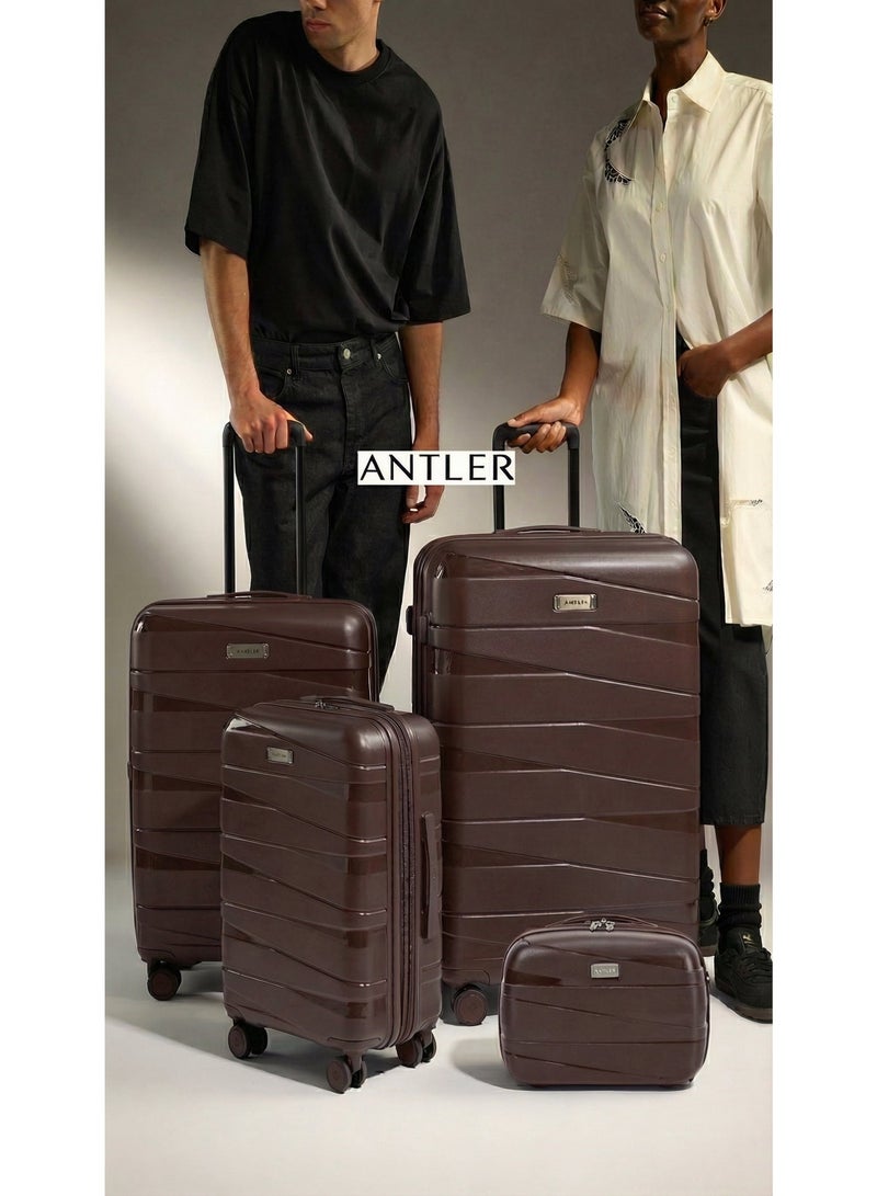Antler Unbreakable Luggage Set Of 4 - Image 3
