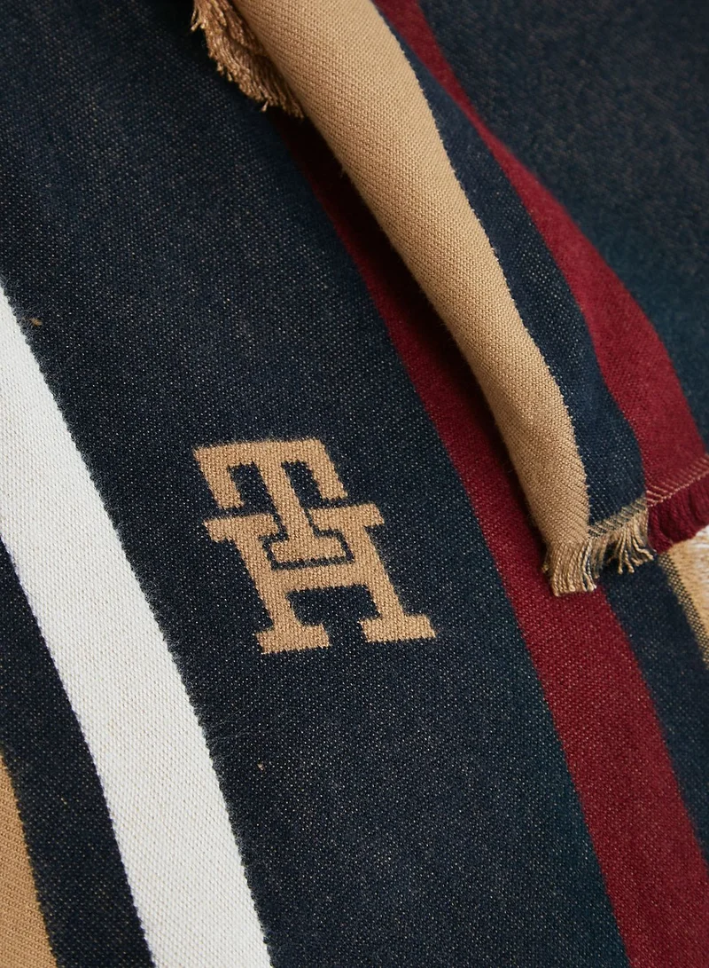 TOMMY HILFIGER Feminine Large Square Scarf