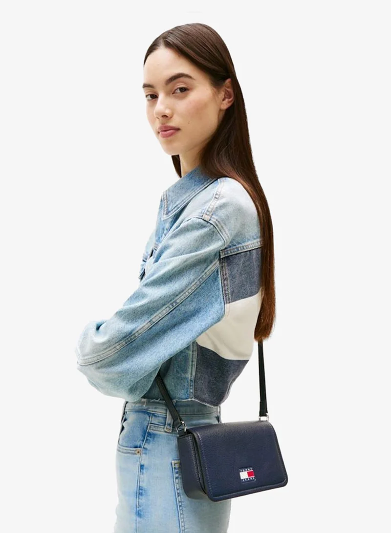 تومي جينز حقيبة كروس بودي بشعار فلاپ