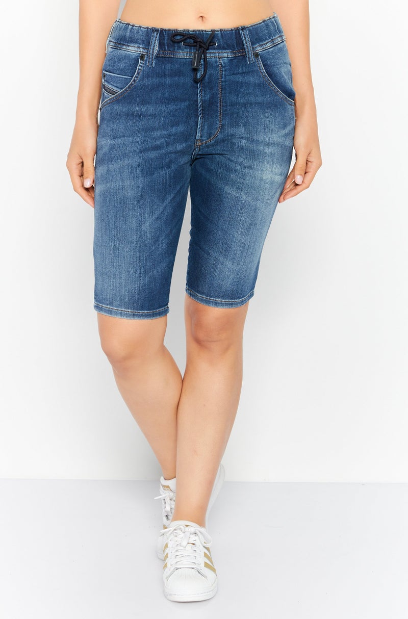 DIESEL شورتات جينز مغسولة للنساء، زرقاء - Image 1