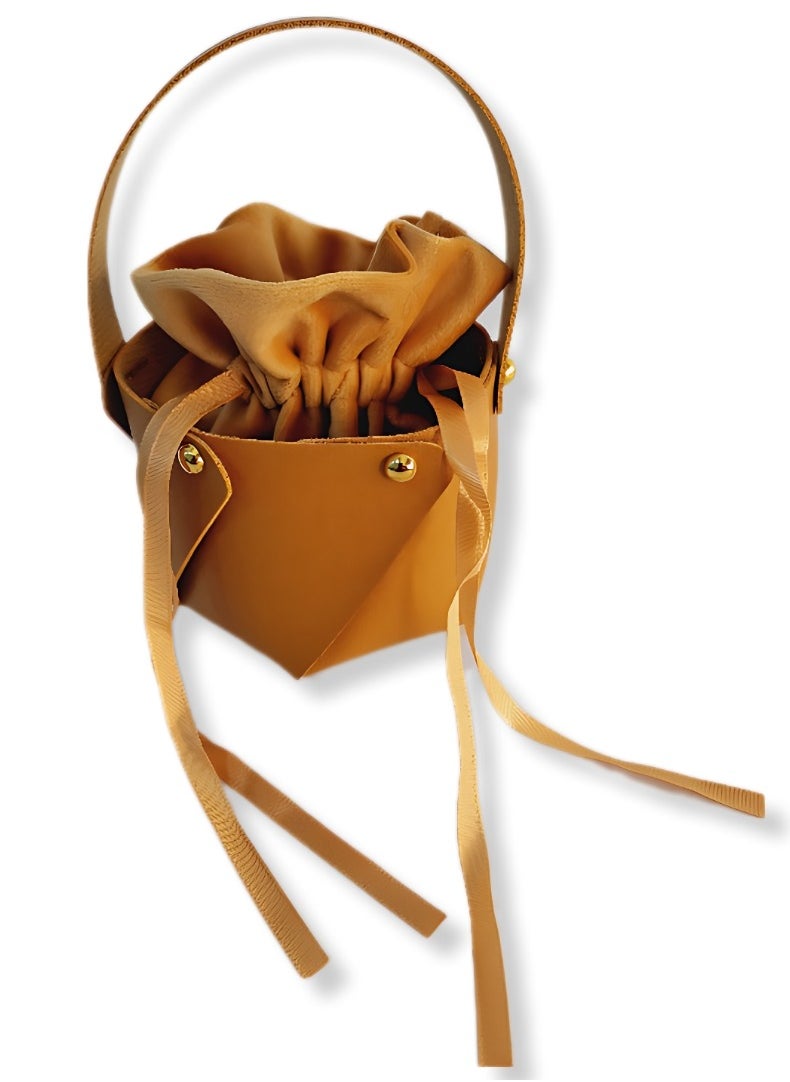 Generic - Beige Favour Leather Drawstring Velvet Candy Packaging Box Bag with Bowknot - Image 1