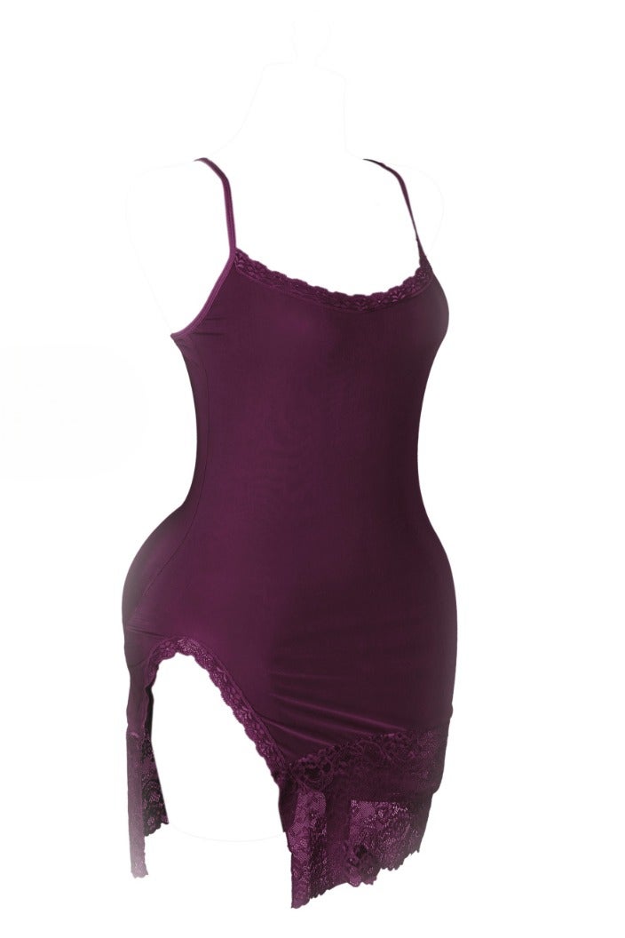 MANIKAN MANIKAN women's dress Elegant short  with a side slit and lace on the edges  - Image 3