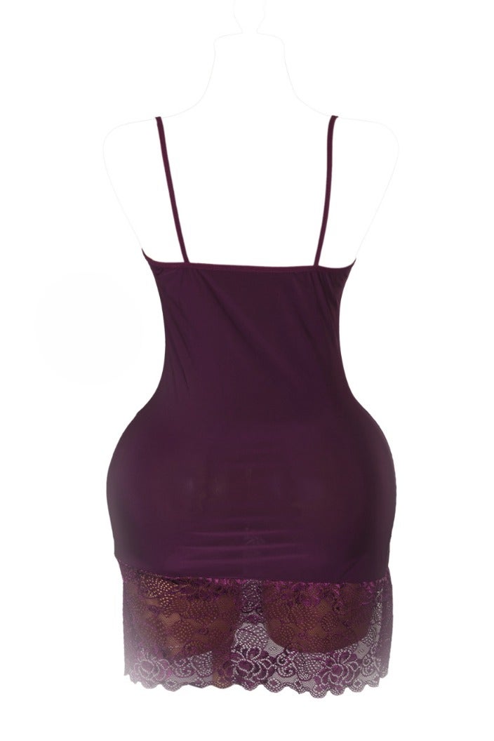 MANIKAN MANIKAN women's dress Elegant short  with a side slit and lace on the edges  - Image 4