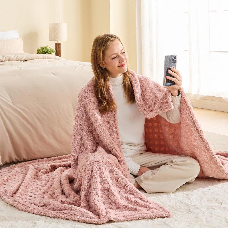 نيو كوزبلاي Newcosplay Super Super Soft Queen بطانية Pink Phink Flannel Fleece 3D Waffle بطانية سرير خفيفة الوزن طوال الموسم (Queen الوردي (90 "" x90 ")) - Image 2