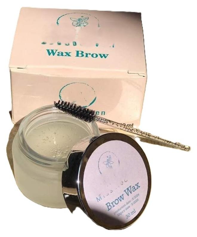 Eyebrow wax for fixation and a beautiful look for the final shape.