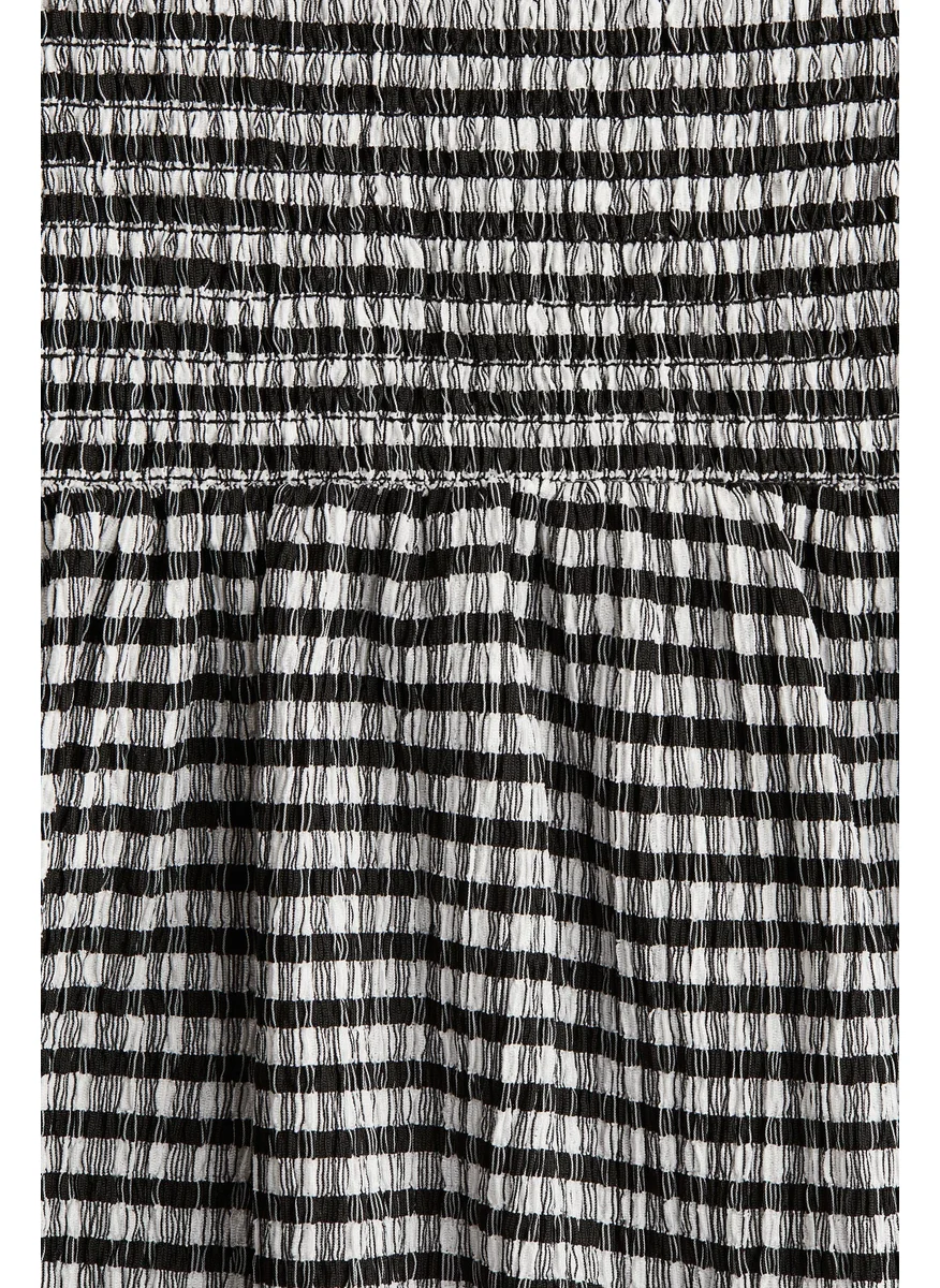 اتش اند ام Smocked Strappy Top