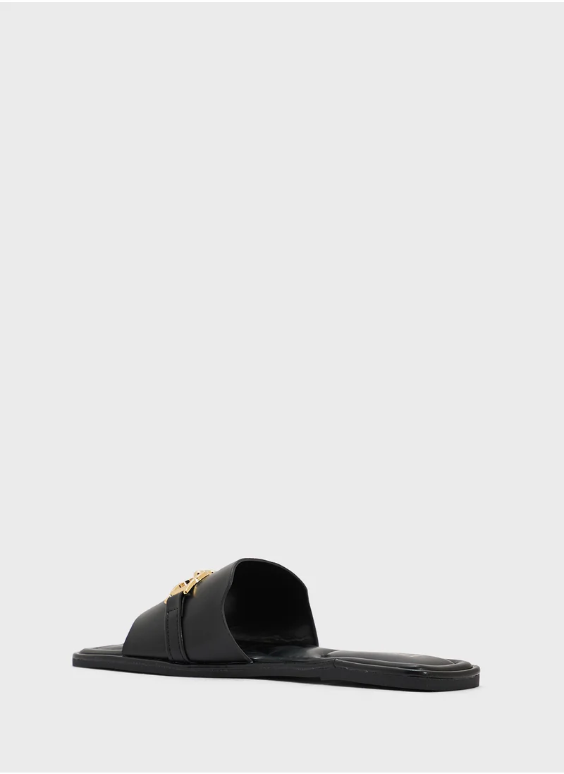 ايلا Ladies Flat Sandal