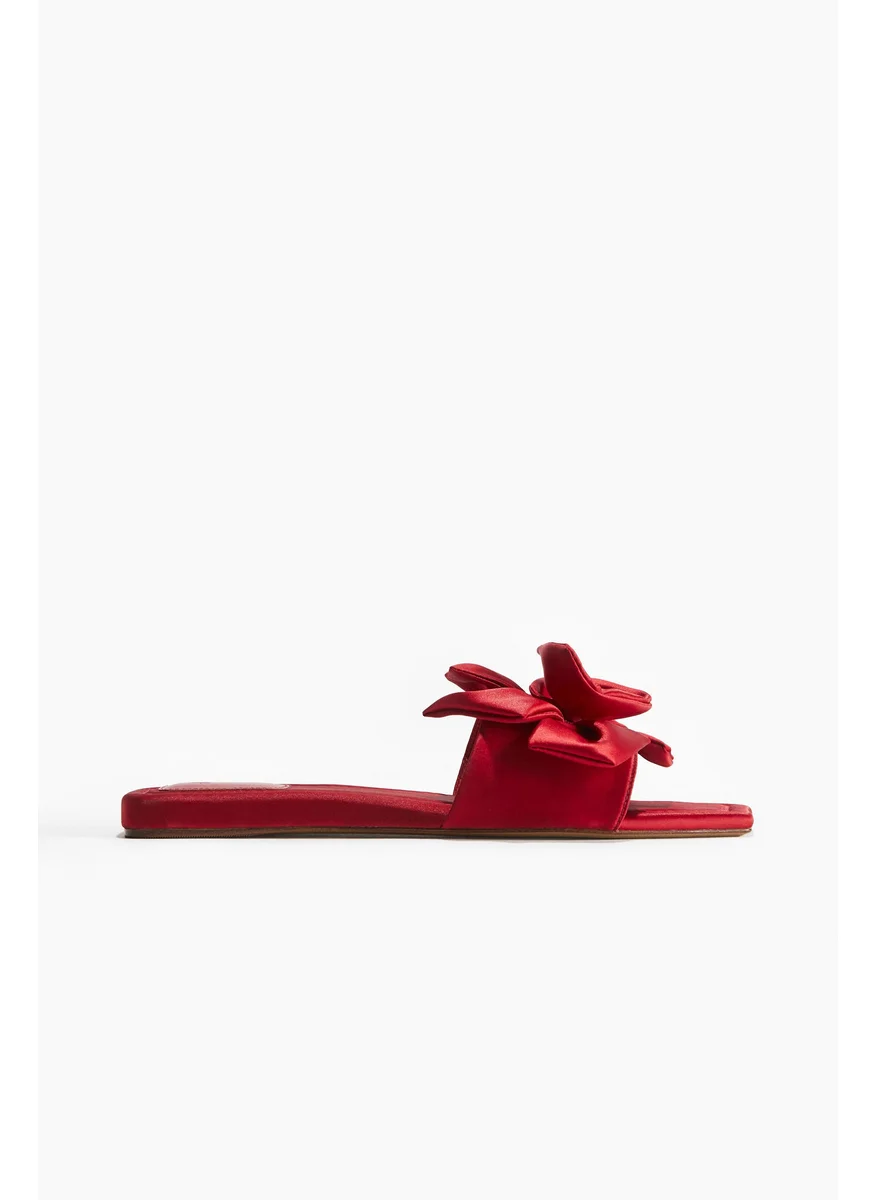 اتش اند ام Appliquéd Satin Sandals