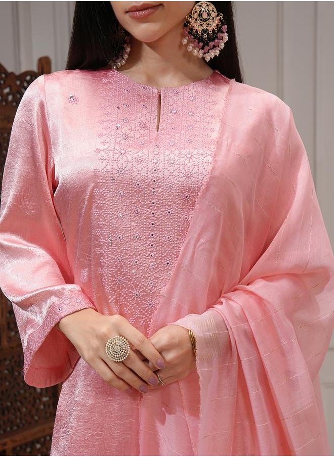 Vishudh Women Pink Embroidered Kurta Set by Styli  - Image 5
