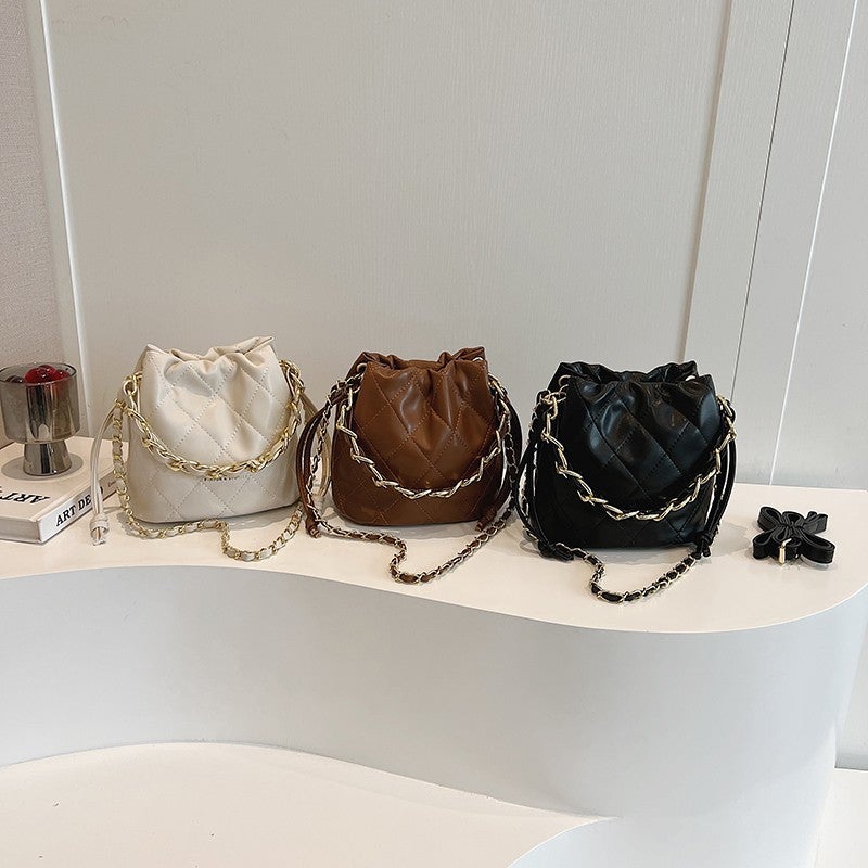 Women'S Bag Large Capacity Bag New Arrival Rhombic Popular Shoulder Fashion Tote 2024 Bucket Crossbody Bag Chain Small Bag - Image 2